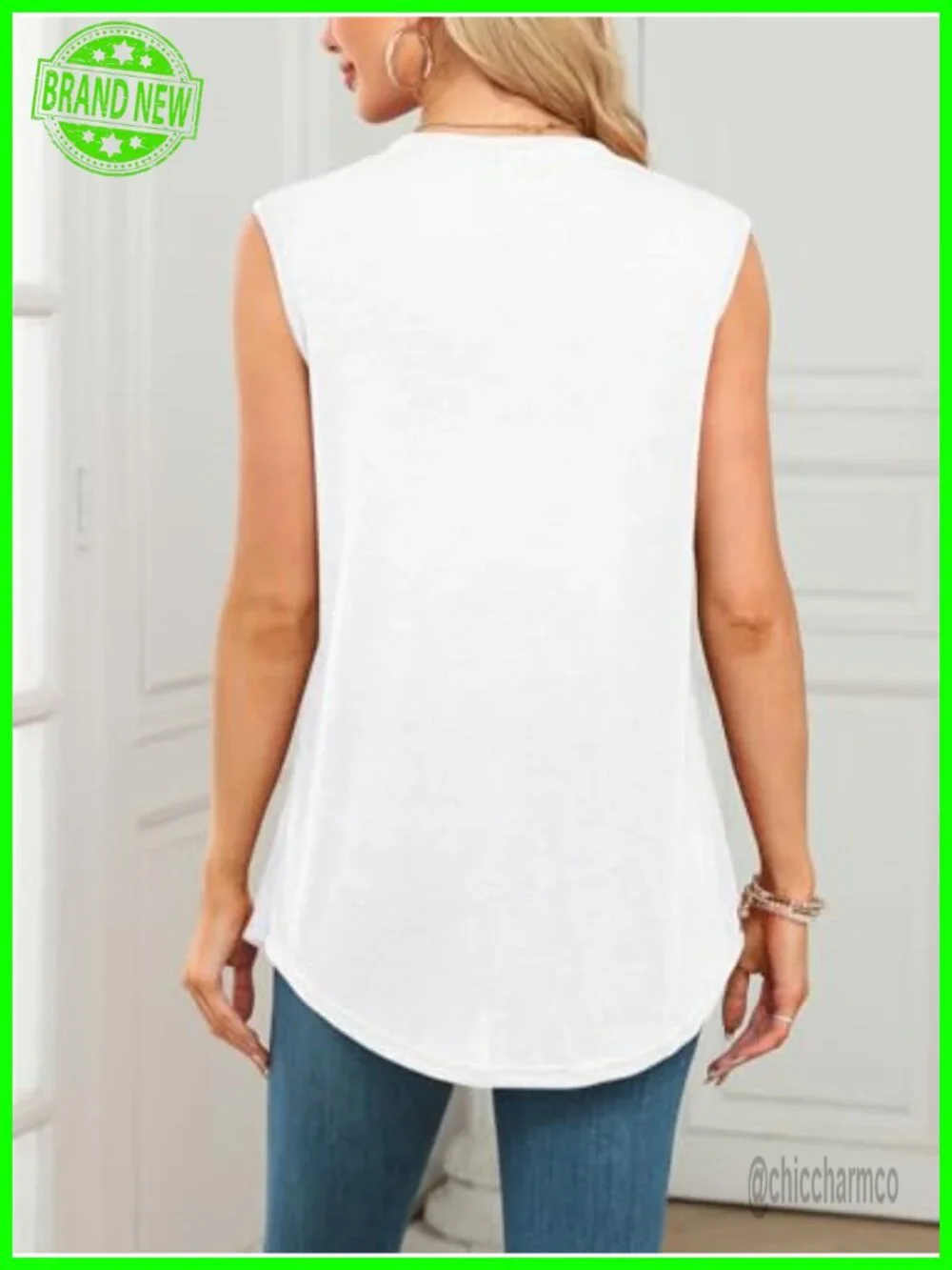 Lightweight Knit Sleeveless Cardigan Vest with Pockets Curved Hem Open Front